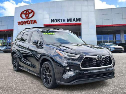 2024 Toyota Highlander XLE