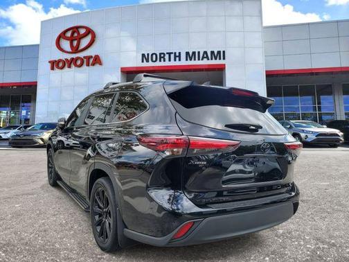 2024 Toyota Highlander XLE