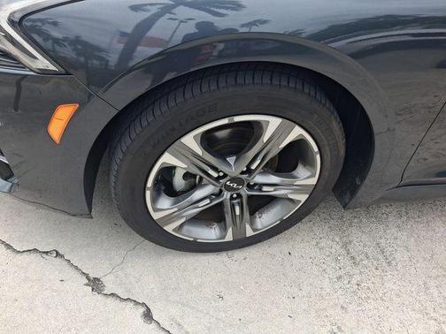 Gravity Gray 2024 Kia K5 EX