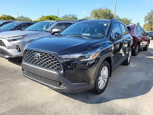 2024 Toyota Corolla Cross LE