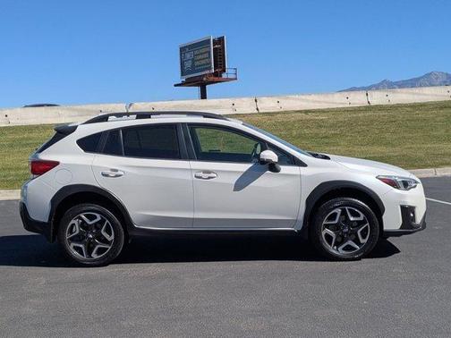 Crystal White Pearl 2020 Subaru Crosstrek Limited