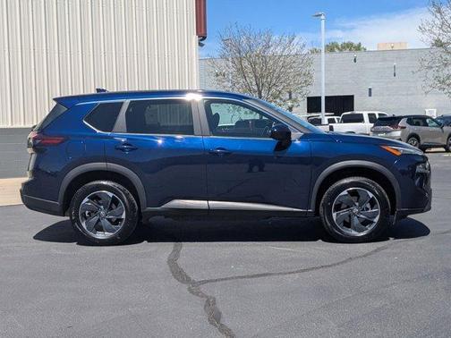 Deep Ocean Blue 2025 Nissan Rogue SV