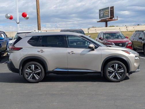 Champagne Silver 2021 Nissan Rogue SL