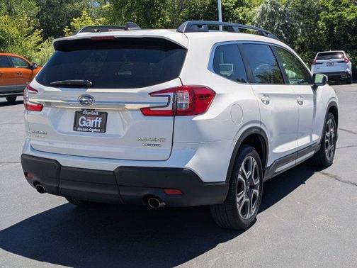 Crystal White Pearl 2023 Subaru Ascent Limited 7-Passenger