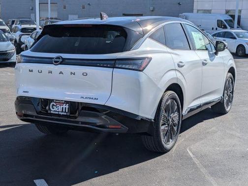 White / Black 2026 Nissan Murano Platinum
