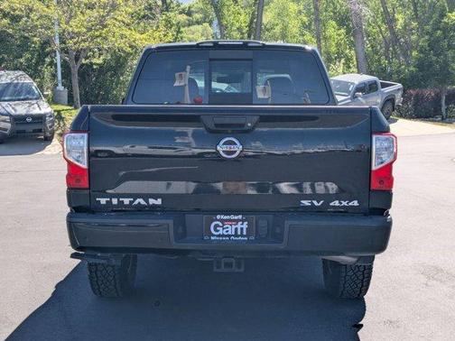 Black 2021 Nissan Titan SV