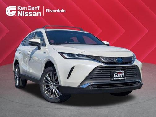 Blizzard Pearl 2021 Toyota Venza XLE