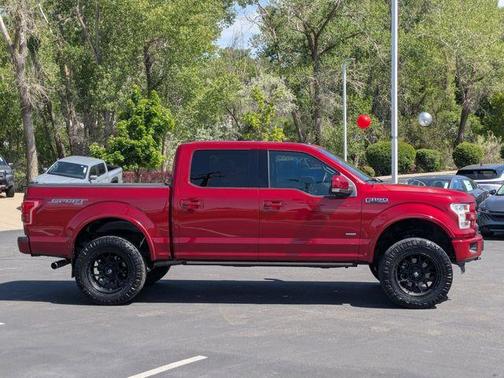 Ruby Red Metallic Tinted Clearcoat 2017 Ford F-150 Lariat