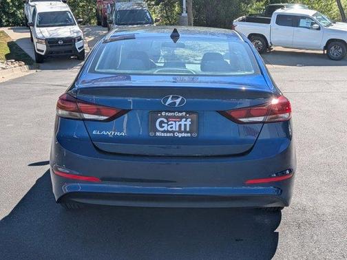 Lakeside Blue 2017 Hyundai ELANTRA SE