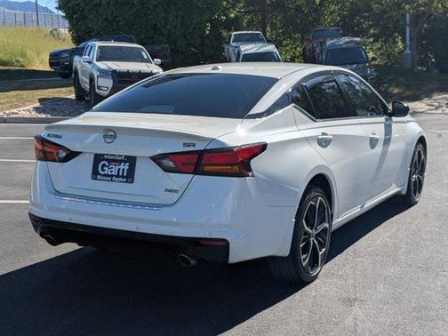 White 2023 Nissan Altima 2.5 SR