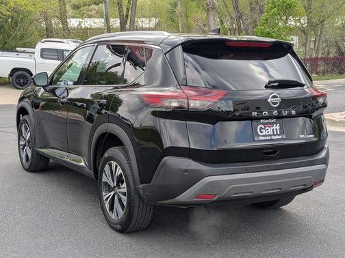 Black 2021 Nissan Rogue SL
