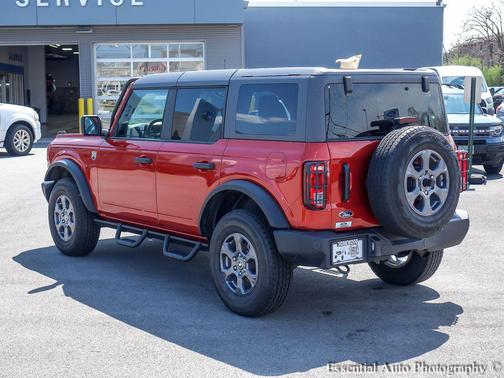 HOT PEPPER RED MET TINT CC 2024 Ford Bronco Big Bend