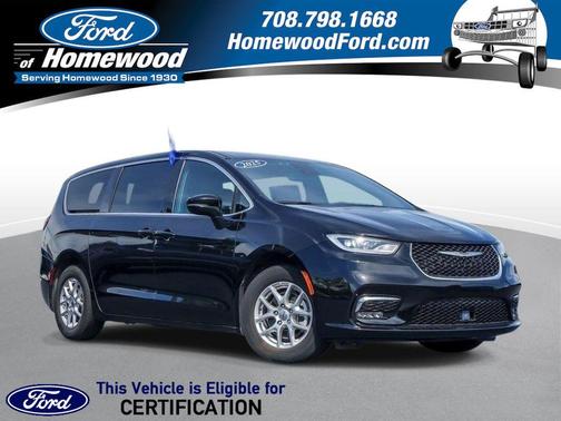 Diamond Black Crystal Pearlcoat 2025 Chrysler Pacifica L
