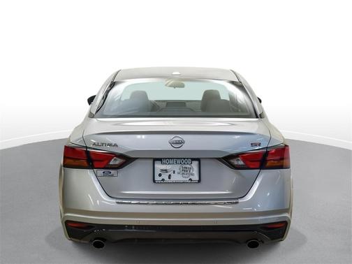 2023 Nissan Altima SR FWD