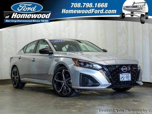 2023 Nissan Altima SR FWD