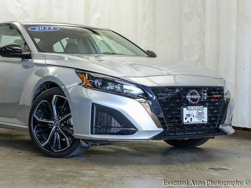 2023 Nissan Altima SR FWD