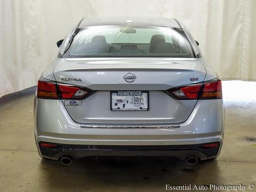 2023 Nissan Altima SR FWD