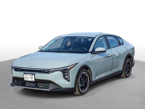 Morning Haze 2025 Kia K4 EX