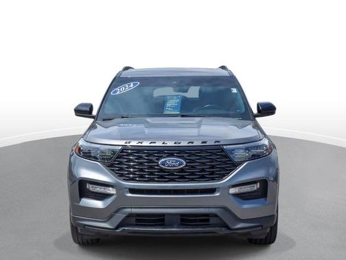 CARBONIZED GRAY METALLIC 2024 Ford Explorer ST-Line