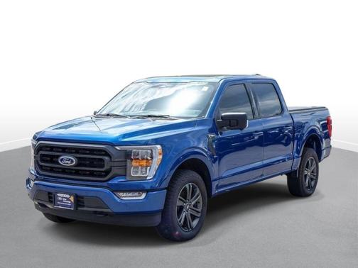 ATLAS BLUE METALLIC 2022 Ford F-150 XLT