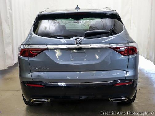 2023 Buick Enclave Essence AWD