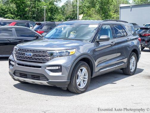 CARBONIZED GRAY METALLIC 2024 Ford Explorer XLT