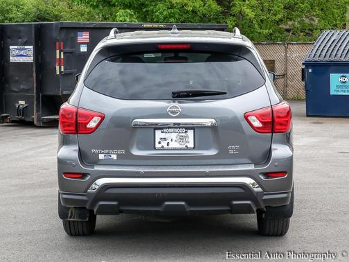 Gun Metallic 2020 Nissan Pathfinder SL 4WD