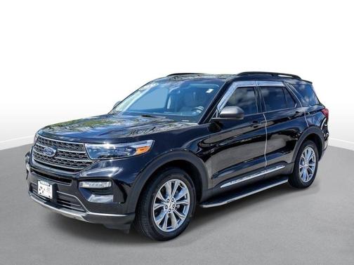 AGATE BLACK METALLIC 2020 Ford Explorer XLT