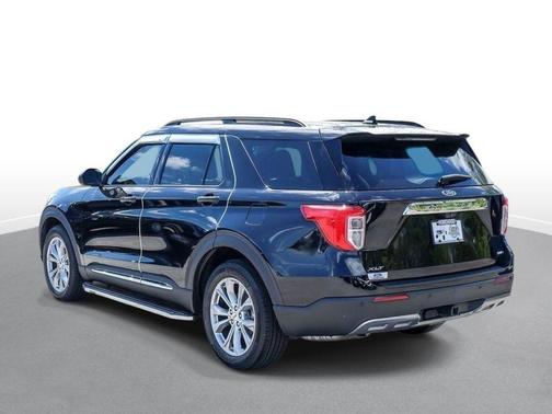 AGATE BLACK METALLIC 2020 Ford Explorer XLT