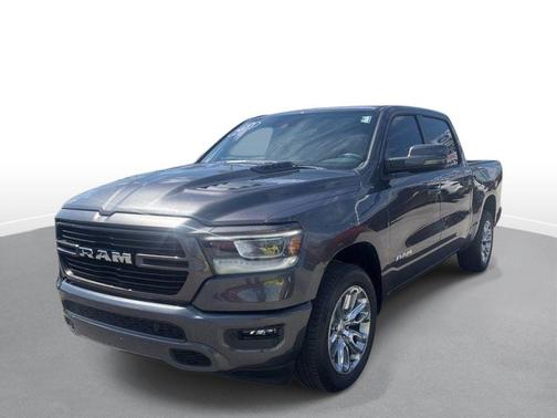 Granite Crystal Metallic Clearcoat 2023 RAM 1500 Laramie