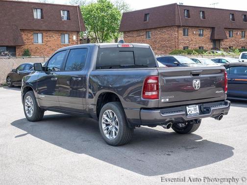 Granite Crystal Metallic Clearcoat 2023 RAM 1500 Laramie