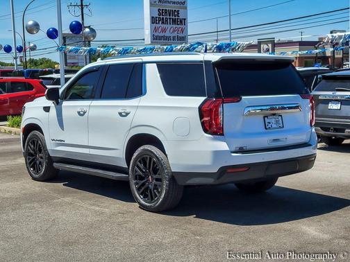 Summit White 2023 GMC Yukon SLE