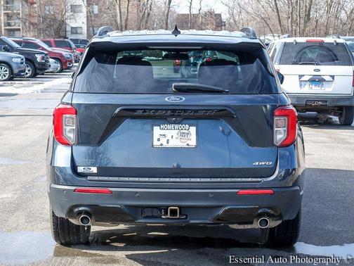 2022 Ford Explorer ST-Line