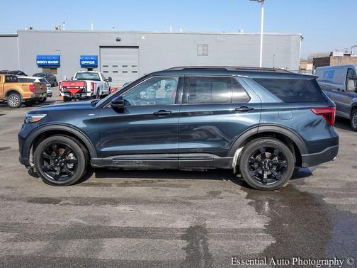 2022 Ford Explorer ST-Line