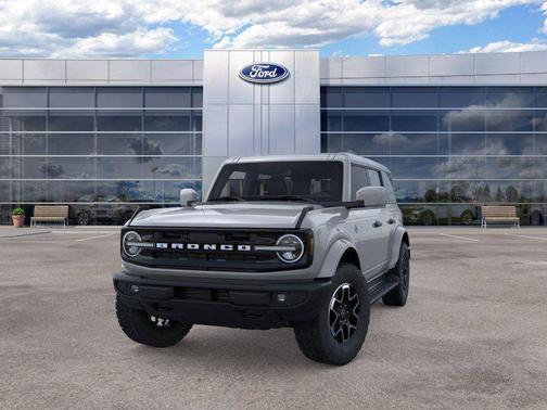Avalanche Gray 2026 Ford Bronco Outer Banks