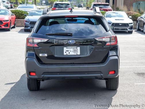 Crystal Black Silica 2025 Subaru Outback Onyx Edition