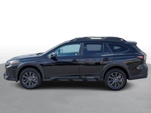 Crystal Black Silica 2025 Subaru Outback Onyx Edition