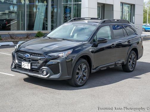 Crystal Black Silica 2025 Subaru Outback Onyx Edition