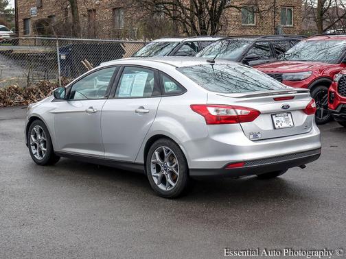 INGOT SILVER METALLIC 2013 Ford Focus SE
