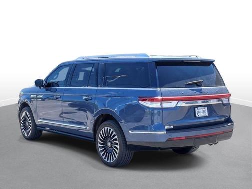 OCEAN DRIVE BLUE METALLIC 2023 Lincoln Navigator Reserve