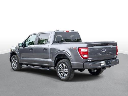 CARBONIZED GRAY METALLIC 2021 Ford F-150 XL