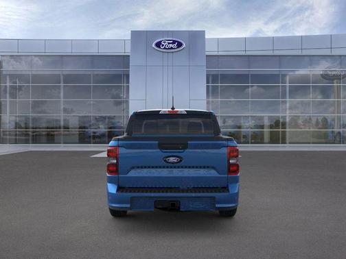 2026 Ford Maverick Lobo Standard