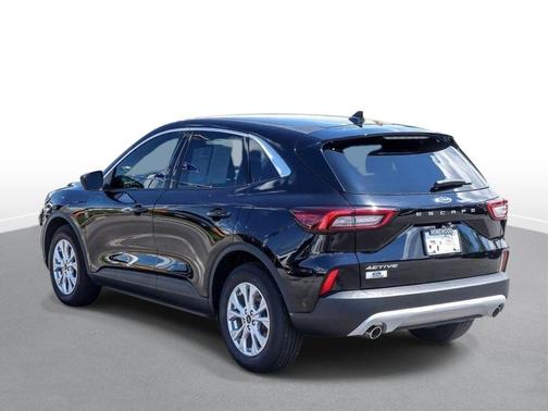 AGATE BLACK METALLIC 2024 Ford Escape Active