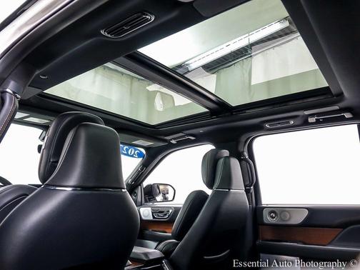 2022 Lincoln Navigator Black Label