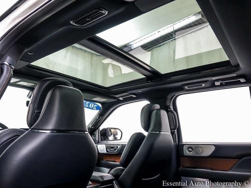 2022 Lincoln Navigator Black Label