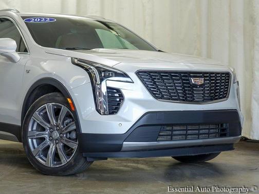 2022 Cadillac XT4 Premium Luxury