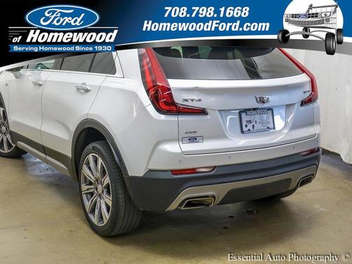 Crystal White Tricoat 2022 Cadillac XT4 Premium Luxury