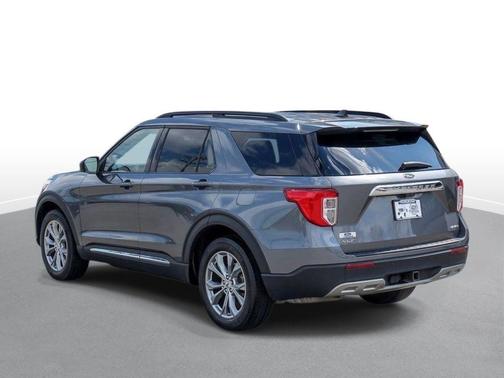 CARBONIZED GRAY METALLIC 2023 Ford Explorer XLT