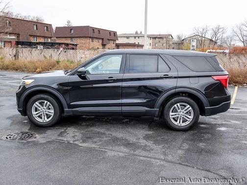 2022 Ford Explorer Base