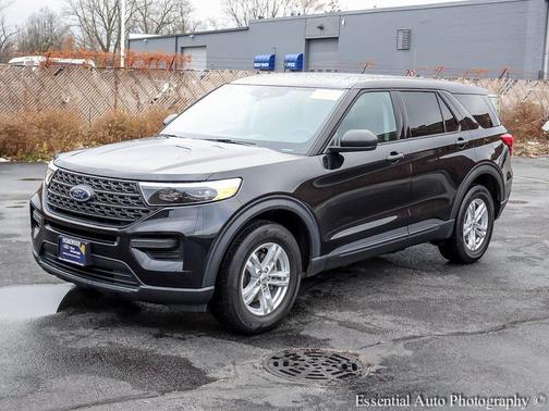 2022 Ford Explorer Base
